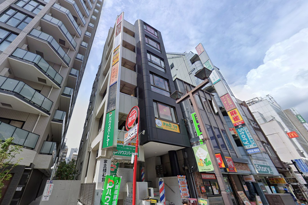 本八幡駅徒歩1分　滅多に出ないロータリー直ぐのベトナム料理居抜き物件！